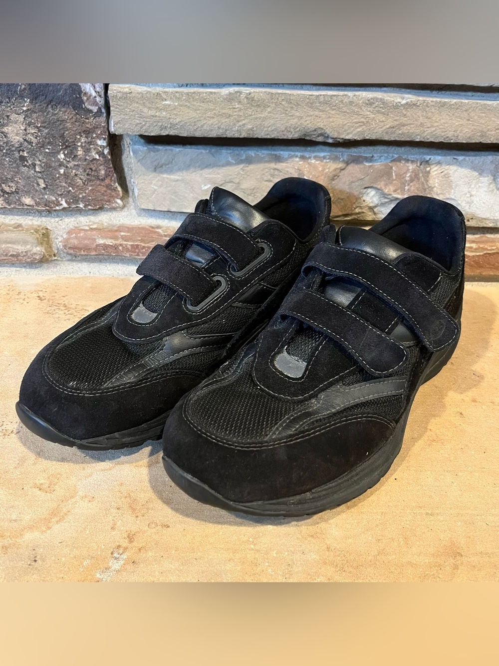 SAS JV Mesh Comfort Walking Black Adjustable Athletic Shoes